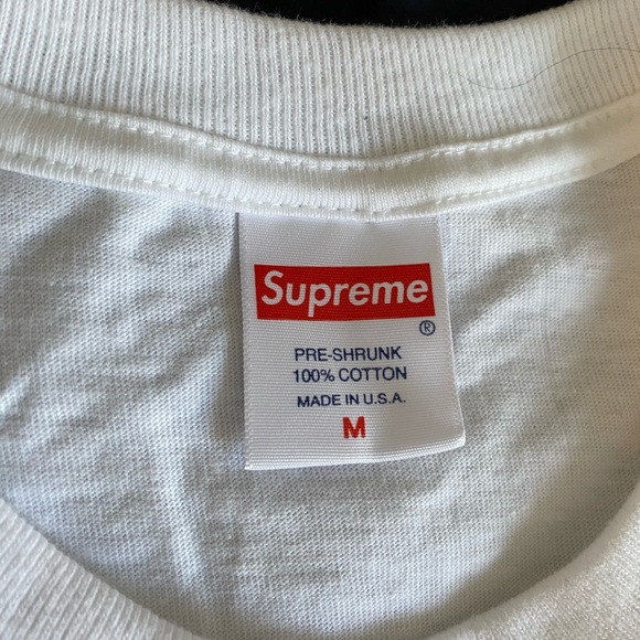 SUPREME T-Shirt - Picture 3 of 3